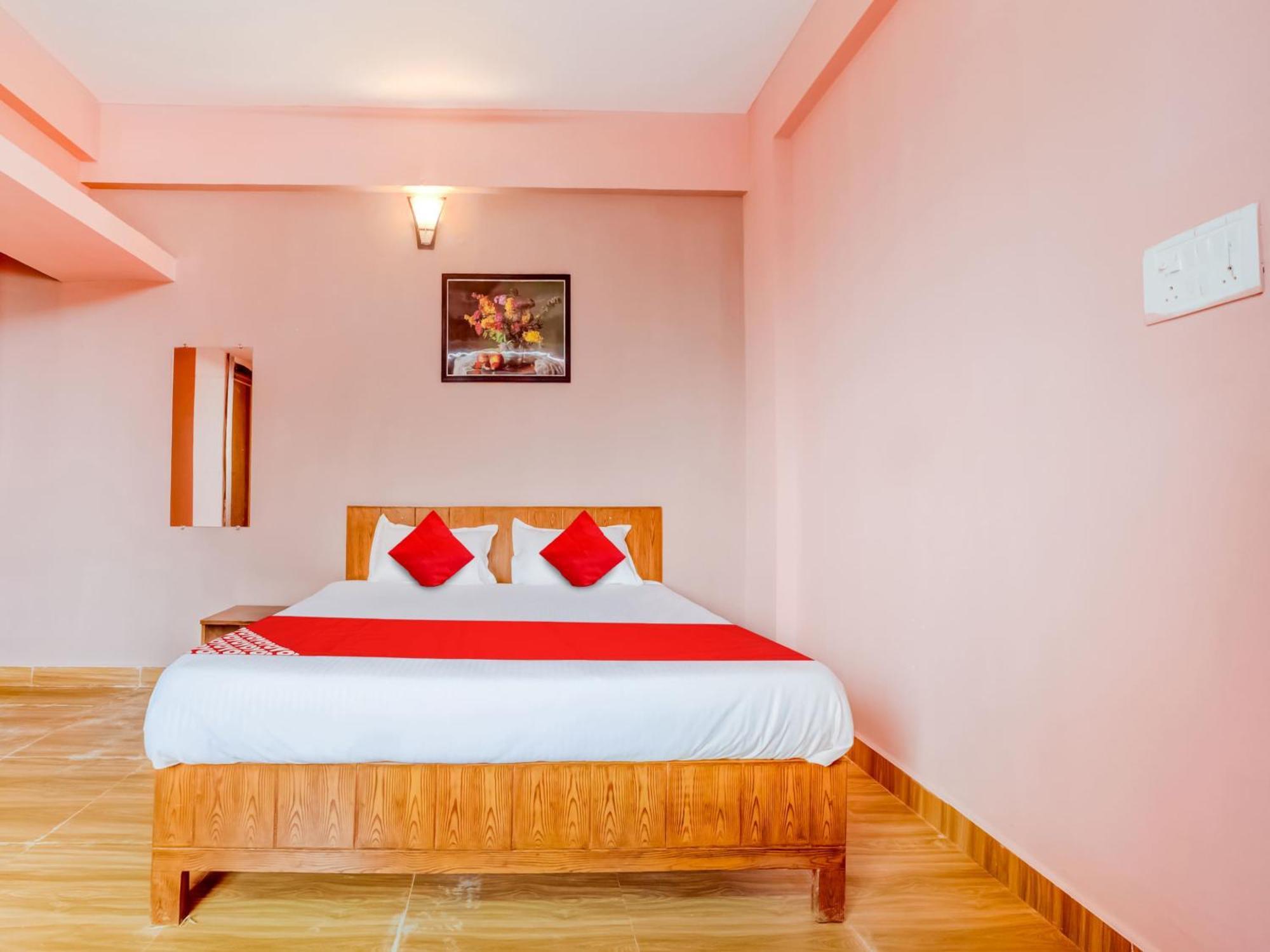 Hotel O Crown Square Bhopal Exterior photo