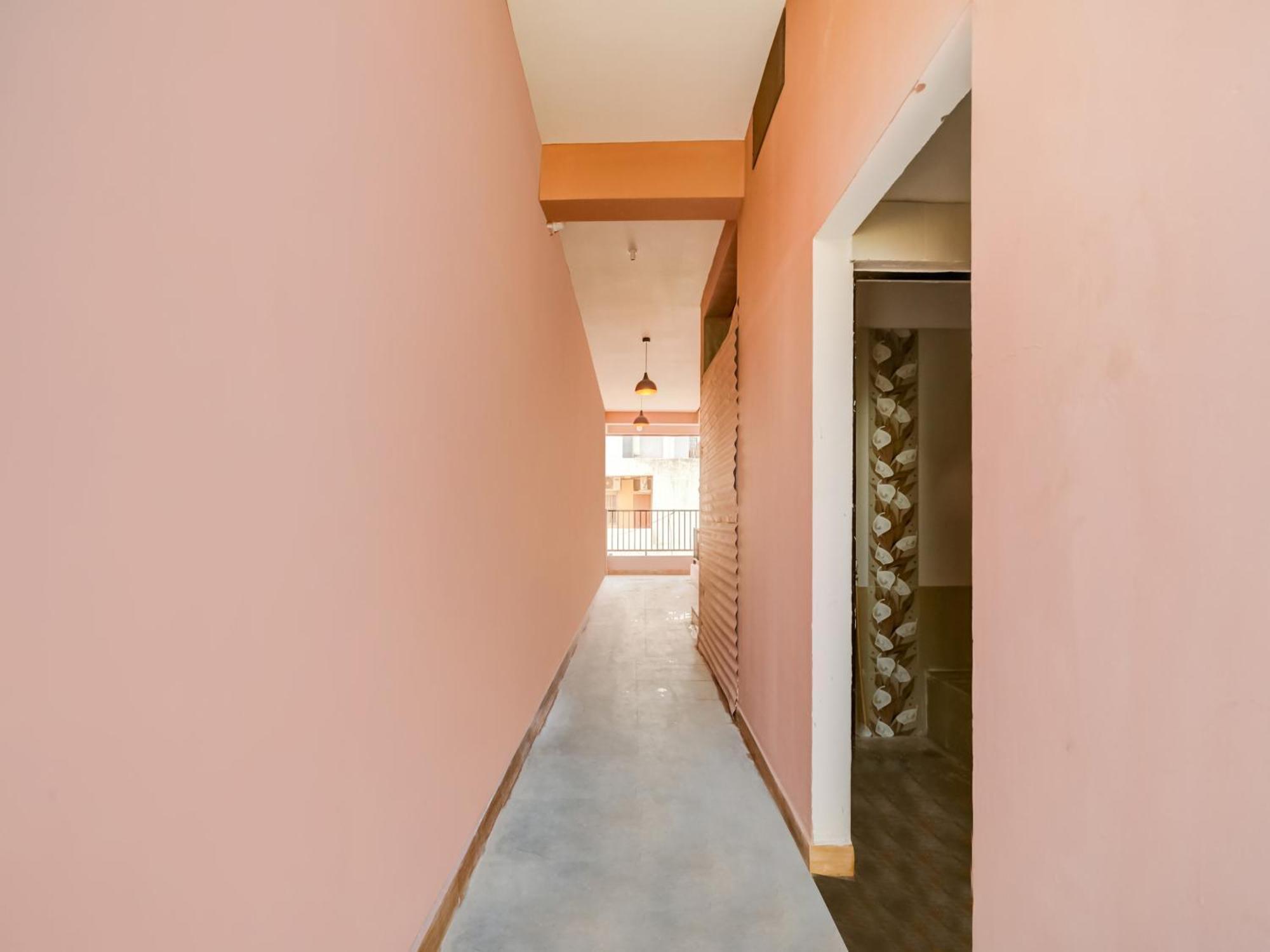Hotel O Crown Square Bhopal Exterior photo